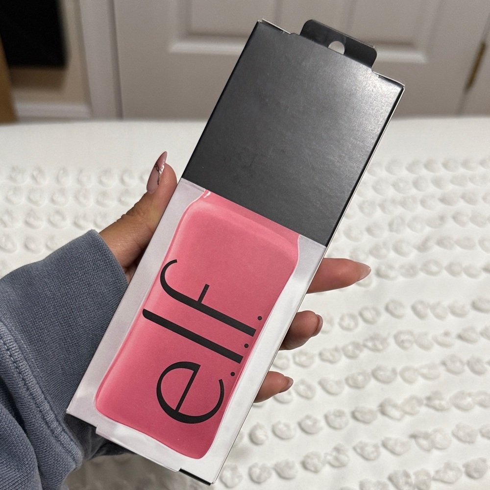 ELF Glow Reviver Plumping Lip Oil Kit - Picture 5 of 5